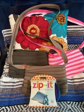 4 Zip-It Hip Zip Crossbody Bags in Brown with Pink Stripe Accent 4 Bags